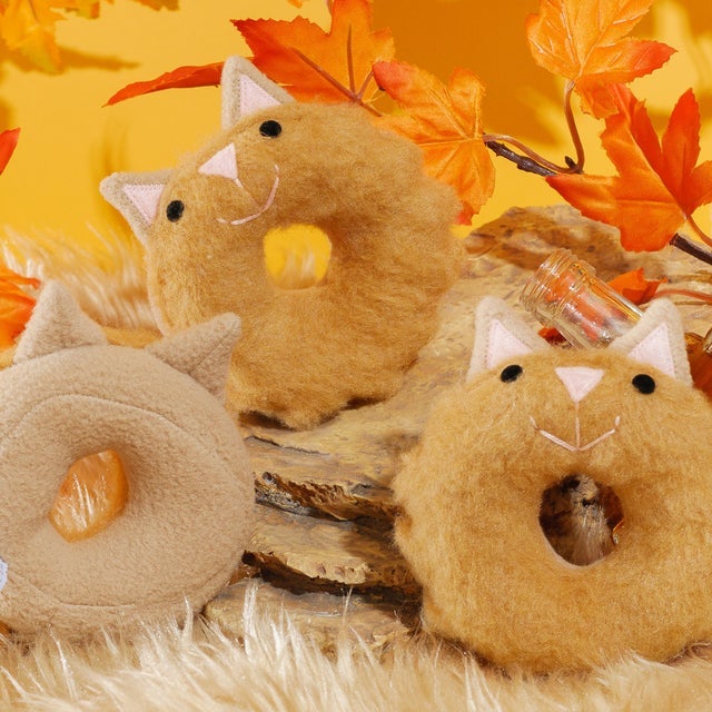 MarninSaylor: Unique Pastry Plushies from Pike Place Market